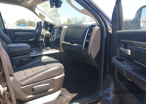 2015 Ram 1500 Sport из США, поврежденный, VIN 1C6RR6MT0FS613180